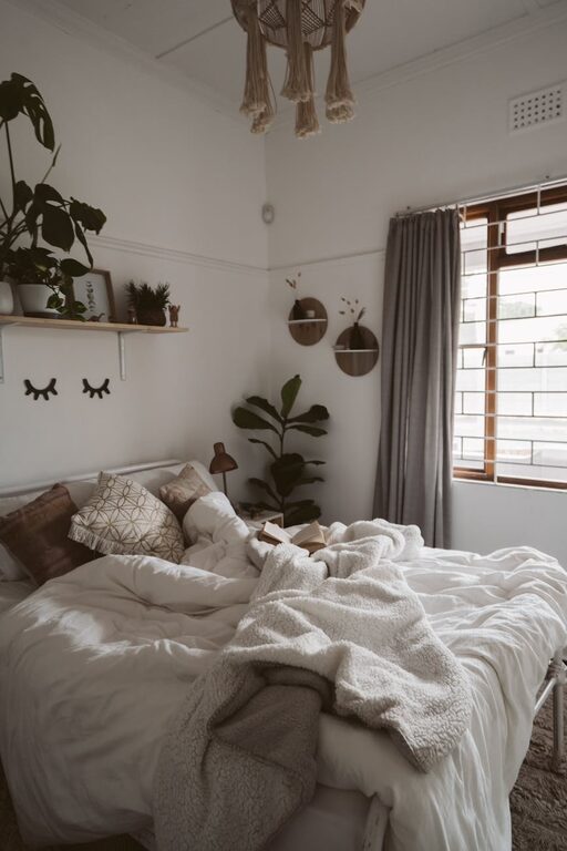 How to Refresh Your Bedroom on a Budget: Simple and Affordable Ideas